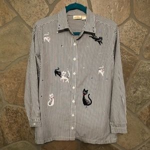 Bobbie Brooks striped cat button down shirt. Sz S